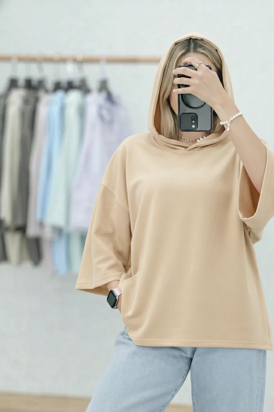 تیشرت کلاهدار در رنگبندی
